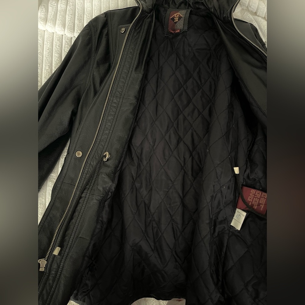 G-III Vintage Leather Jacket with Drawstring Waist - Picture 5 of 7